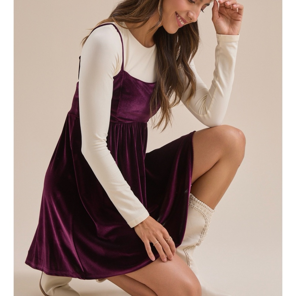 NEW Altar’d State Burgundy Velvet Holiday Mini Dress Size Medium NWT - Picture 3 of 7